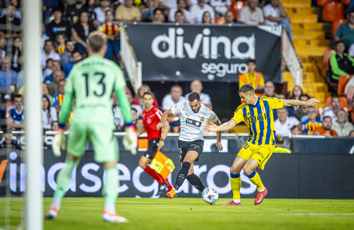 Previa: Real Oviedo – Valencia C. F., análisis y expectativas